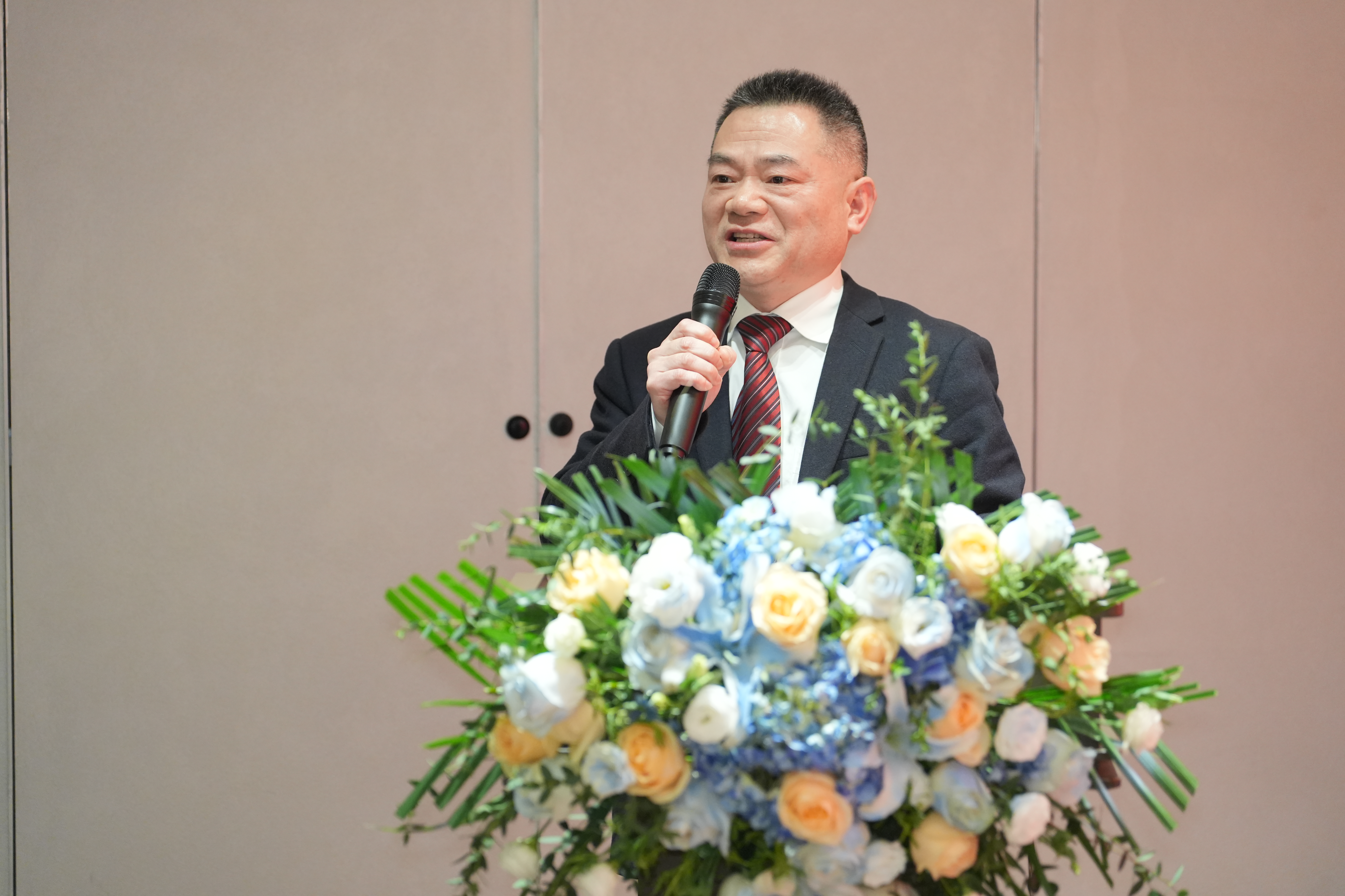 谭董讲话.JPG